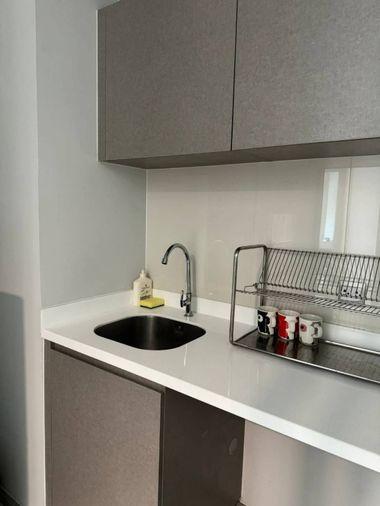 picture 2Bed | 1Bath | MRT Phra Ram 9 | 35sqm | THB 26,000/mo | Fl.37 — Life Asoke Rama 9 Bangkok - 8/10