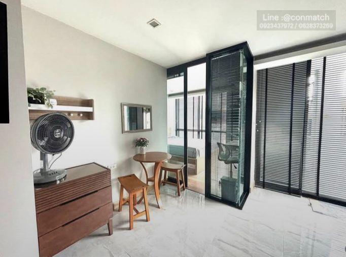 picture 1Bed | 1Bath | BTS Phloen Chit | 26sqm | THB 11,000/mo | Fl.3 — Socio Ruamrudee Bangkok - 1/10