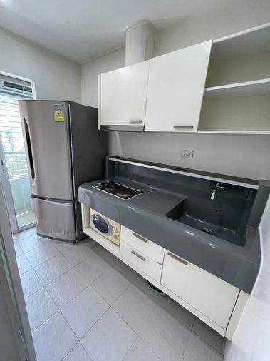 รูป 1 ห้องนอน | 1 ห้องน้ำ | BTS Krung Thon Buri | 45 ตร.ม. | 16,000 บาท/เดือน | ชั้น 7 — Q House Sathorn กรุงเทพฯ - รูปที่ 10/10