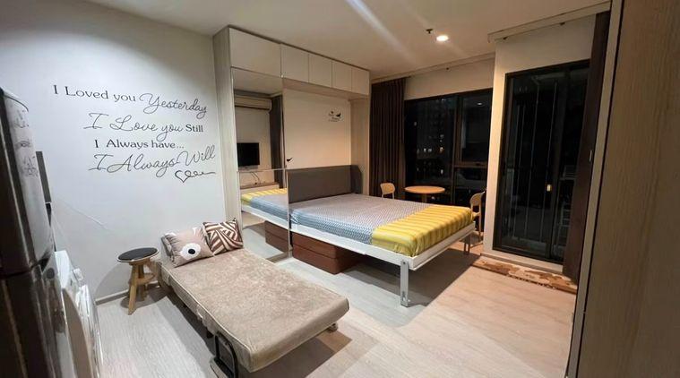picture Studio | 1Bath | MRT Phra Ram 9 | 22sqm | THB 15,000/mo | Fl.29 — Rhythm Asoke Bangkok - 1/9