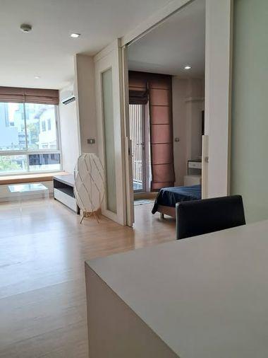 picture 1Bed | 1Bath | BTS Phra Khanong | 47sqm | THB 19,000/mo | Fl.4 — Tree Condo Sukhumvit 42 Bangkok - 2/3