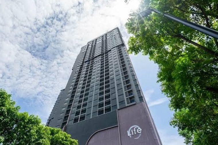 รูป 2 ห้องนอน | 1 ห้องน้ำ | MRT Queen Sirikit National Convention Centre | 51 ตร.ม. | 45,000 บาท/เดือน | ชั้น 23 — Life Rama 4 - Asoke กรุงเทพฯ - รูปที่ 1/1