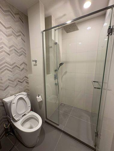 รูป 1 ห้องนอน | 1 ห้องน้ำ | BTS Thong Lo | 27 ตร.ม. | 17,000 บาท/เดือน | ชั้น 8 — Oka Haus Sukhumvit 36 กรุงเทพฯ - รูปที่ 1/10