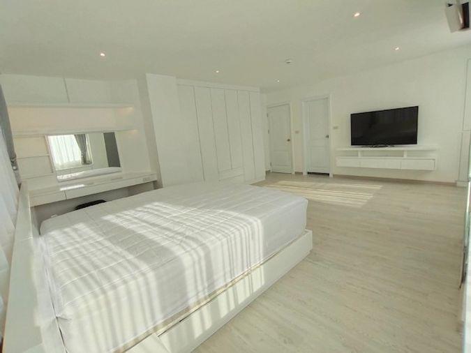 รูป 2 ห้องนอน | 2 ห้องน้ำ | BTS Sala Daeng | 144 ตร.ม. | 75,000 บาท/เดือน | ชั้น 11 — Silom Condominium กรุงเทพฯ - รูปที่ 5/9