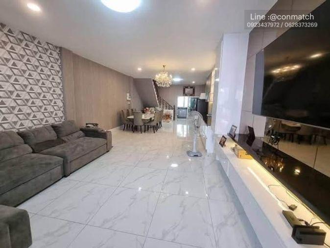 รูป 4 ห้องนอน | 3 ห้องน้ำ | 320 ตร.ม. | 55,000 บาท/เดือน | ชั้น 4 — House กรุงเทพฯ - รูปที่ 1/4