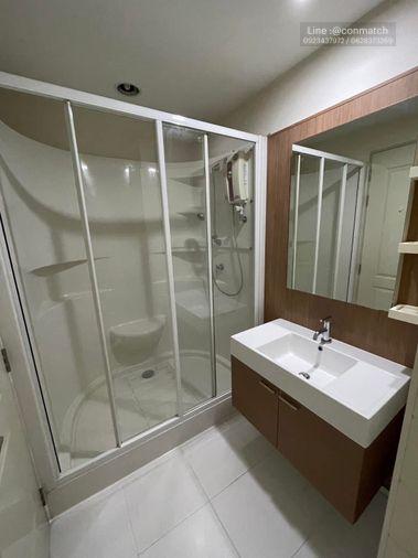 รูป 1 ห้องนอน | 1 ห้องน้ำ | BTS Krung Thon Buri | 45 ตร.ม. | 16,000 บาท/เดือน | ชั้น 7 — Q House Sathorn กรุงเทพฯ - รูปที่ 8/10