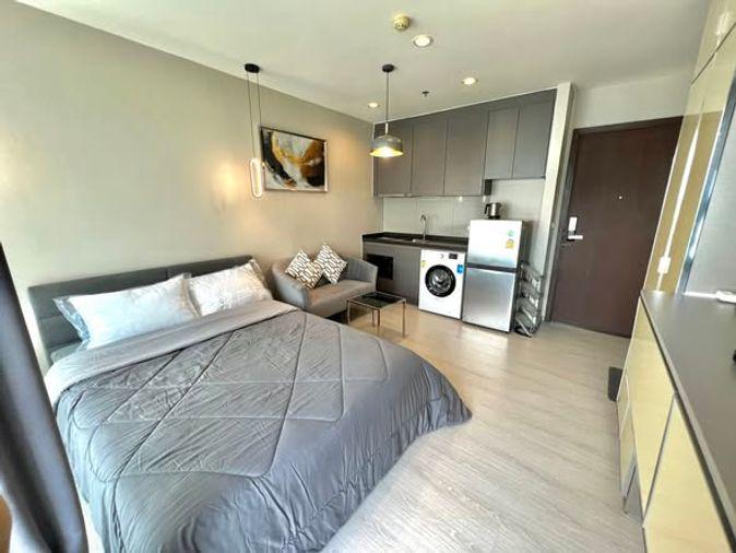 picture Studio | 1Bath | MRT Phra Ram 9 | 23sqm | THB 17,000/mo | Fl.34 — Rhythm Asoke Bangkok - 4/5