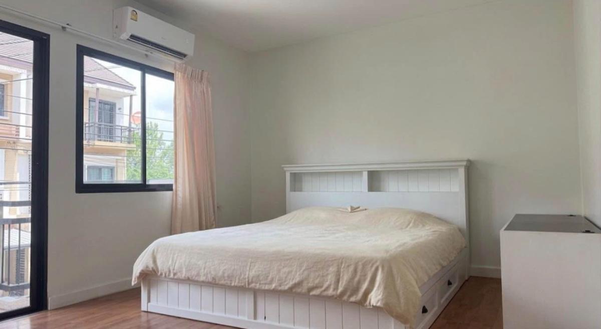 picture 3Bed | 3Bath | BTS Si Kritha | 170sqm | THB 28,000/mo | Fl.1 — Bliz Condominium Rama 9 - Hua Mak Bangkok - 5/10