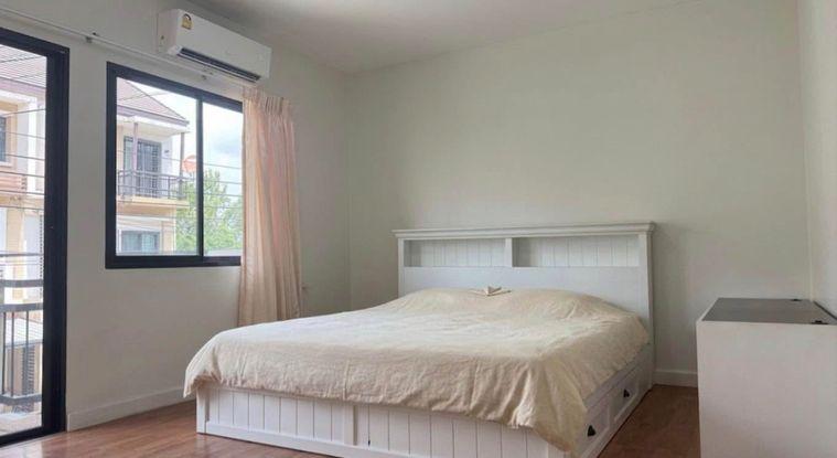 รูป 3 ห้องนอน | 3 ห้องน้ำ | BTS Si Kritha | 170 ตร.ม. | 28,000 บาท/เดือน | ชั้น 1 — Bliz Condominium Rama 9 - Hua Mak กรุงเทพฯ - รูปที่ 5/10