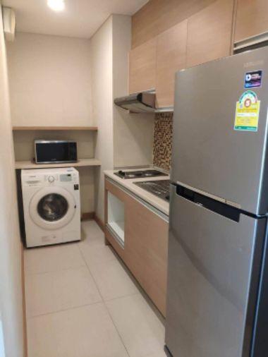 picture 1Bed | 1Bath | BTS Phra Khanong | 50sqm | THB 23,000/mo | Fl.7 — Le Luk Condominium Bangkok - 6/10
