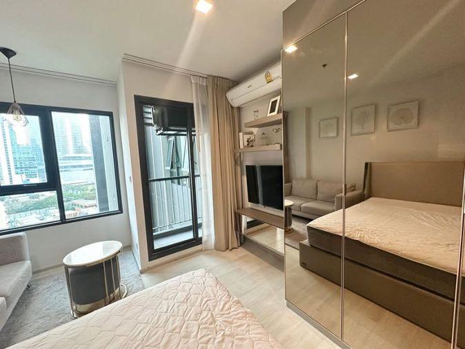 picture 1Bed | 1Bath | BTS Phloen Chit | 25sqm | THB 20,000/mo | Fl.15 — Life One Wireless Bangkok - 8/9