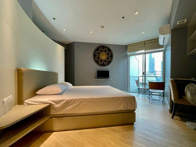 รูป สตูดิโอ | 1 ห้องน้ำ | BTS Saphan Taksin | 42 ตร.ม. | 17,000 บาท/เดือน | ชั้น 17 — Baan Sathorn Chaophraya กรุงเทพฯ - รูปที่ 5/8