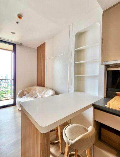 รูป 1 ห้องนอน | 1 ห้องน้ำ | BTS Thong Lo | 35 ตร.ม. | 25,000 บาท/เดือน | ชั้น 33 — Oka Haus Sukhumvit 36 กรุงเทพฯ - รูปที่ 9/10