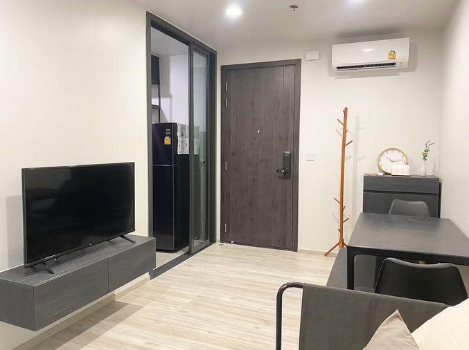 รูป สตูดิโอ | 1 ห้องน้ำ | MRT Huai Khwang | 35 ตร.ม. | 20,000 บาท/เดือน | ชั้น 15 — XT Huaikhwang กรุงเทพฯ - รูปที่ 1/6