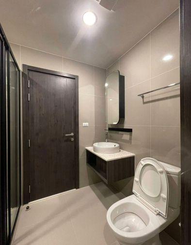 picture 1Bed | 1Bath | MRT Huai Khwang | 36sqm | THB 21,000/mo | Fl.9 — XT Huaikhwang Bangkok - 10/10