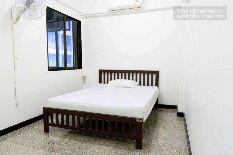 picture 1Bed | 1Bath | BTS Phloen Chit | 45sqm | THB 14,000/mo | Fl.9 — Ruenrudee Condominium Bangkok - 5/10