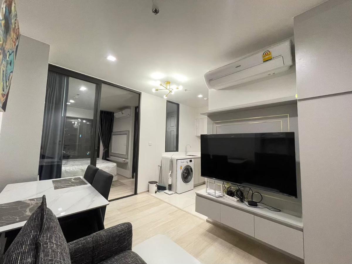 picture 1Bed | 1Bath | BTS Phloen Chit | 35sqm | THB 26,000/mo | Fl.24 — Life One Wireless Bangkok - 1/10