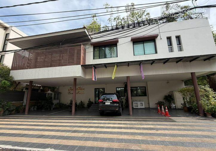 picture 3Bed | 3Bath | BTS Phrom Phong | 230sqm | THB 120,000/mo | Fl.1 — Bright Sukhumvit 24 Bangkok - 2/10
