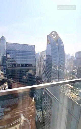 รูป 1 ห้องนอน | 1 ห้องน้ำ | BTS Phloen Chit | 52 ตร.ม. | 52,000 บาท/เดือน | ชั้น 35 — Noble Ploenchit กรุงเทพฯ - รูปที่ 2/9