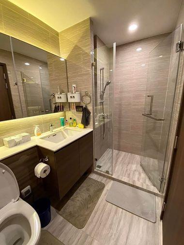 picture 1Bed | 1Bath | BTS Udom Suk | 45sqm | THB 32,000/mo | Fl.28 — Whizdom Essence Bangkok - 10/10