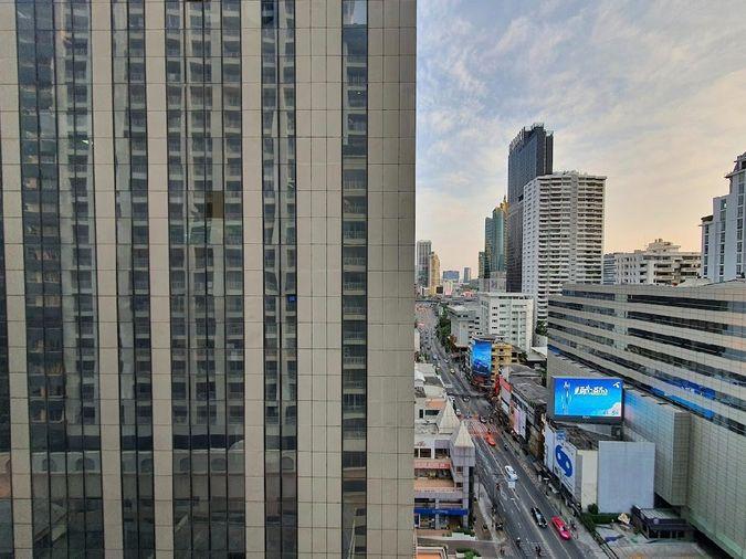 picture 2Bed | 1Bath | MRT Sukhumvit | 86sqm | THB 40,000/mo | Fl.18 — Asoke Place Bangkok - 1/10