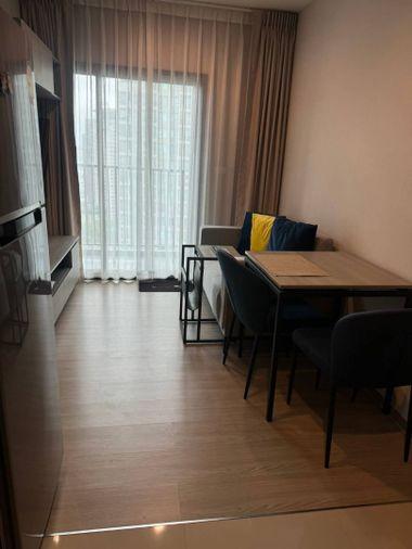 รูป 1 ห้องนอน | 1 ห้องน้ำ | BTS Thong Lo | 30 ตร.ม. | 17,000 บาท/เดือน | ชั้น 23 — The Base Phetchaburi-Thonglor กรุงเทพฯ - รูปที่ 9/10