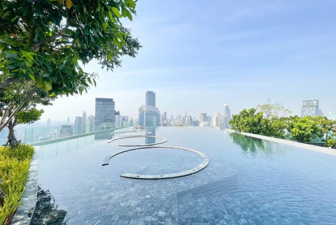 picture 1Bed | 1Bath | BTS Phloen Chit | 35sqm | THB 26,000/mo | Fl.24 — Life One Wireless Bangkok - 3/10