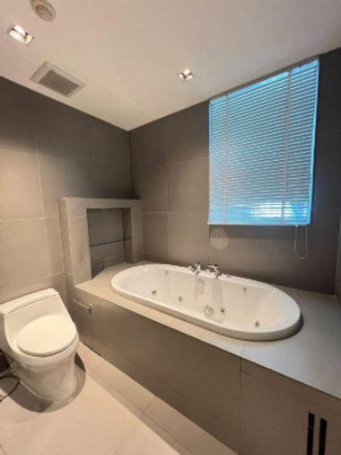 picture 2Bed | 2Bath | BTS Phloen Chit | 133sqm | THB 90,000/mo | Fl.11 — Athenee Residence Bangkok - 9/9