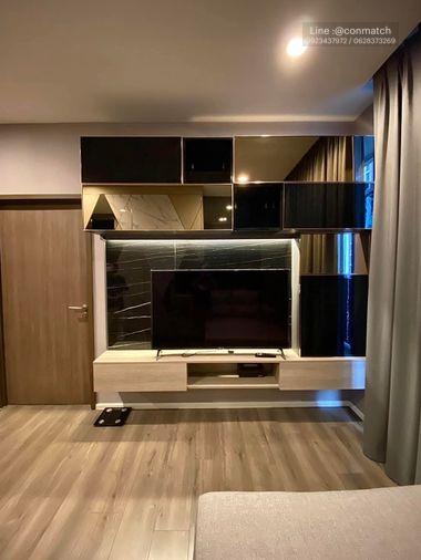 picture 1Bed | 1Bath | BTS Udom Suk | 45sqm | THB 32,000/mo | Fl.28 — Whizdom Essence Bangkok - 1/10