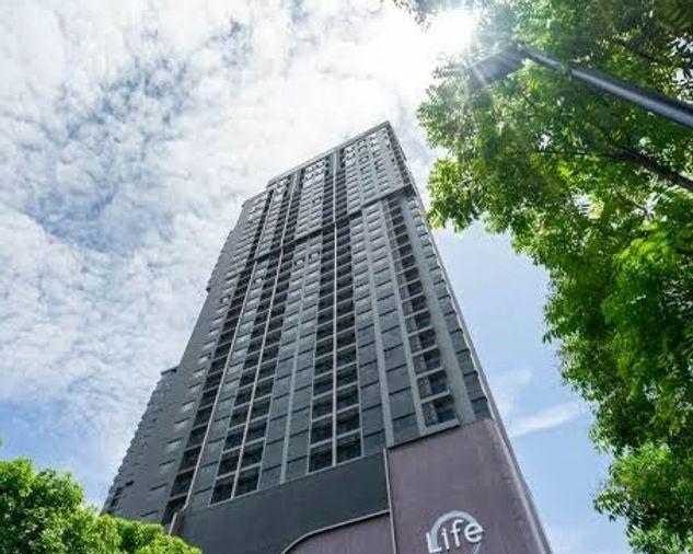 รูป 2 ห้องนอน | 1 ห้องน้ำ | MRT Queen Sirikit National Convention Centre | 48 ตร.ม. | 40,000 บาท/เดือน | ชั้น 34 — Life Rama 4 - Asoke กรุงเทพฯ - รูปที่ 1/10
