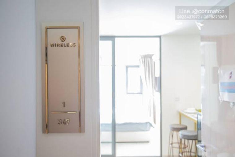 picture 1Bed | 1Bath | BTS Phloen Chit | 35sqm | THB 28,000/mo | Fl.15 — Life One Wireless Bangkok - 1/10