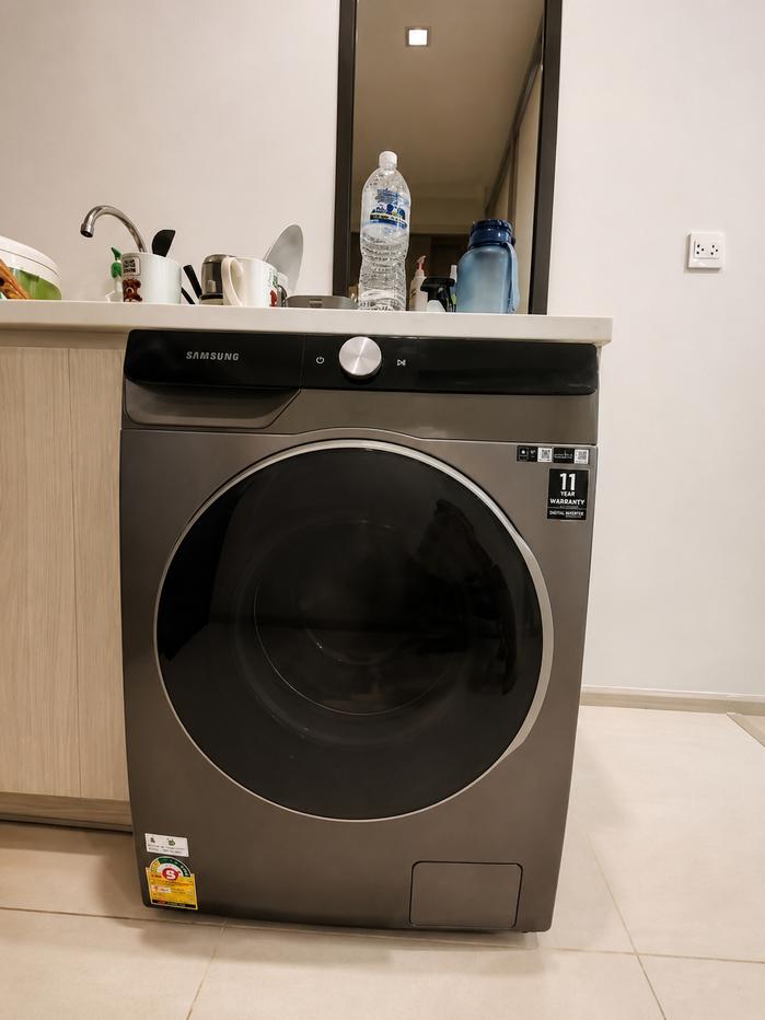 picture 1Bed | 1Bath | BTS Phloen Chit | 35sqm | THB 23,000/mo | Fl.22 — Life One Wireless Bangkok - 1/9