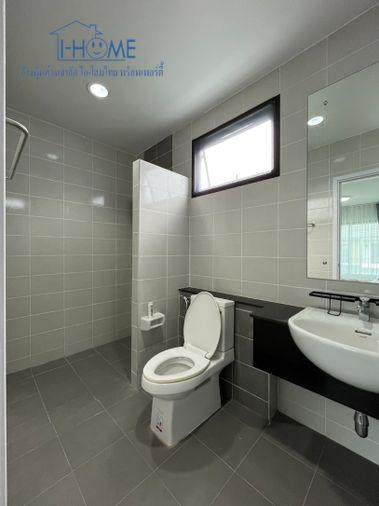 picture 🏡 Two-Storey Detached House for Rent - 17/24