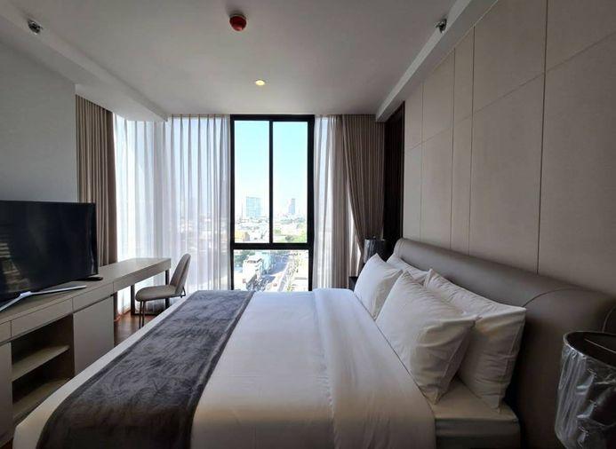 รูป 2 ห้องนอน | 1 ห้องน้ำ | BTS Saphan Taksin | 90 ตร.ม. | 79,000 บาท/เดือน | ชั้น 15 — One Altitude Charoen Krung กรุงเทพฯ - รูปที่ 1/8