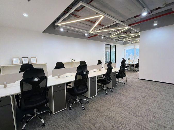 รูป ให้เช่า CRC Tower 95ตรม ชั้น20 สำนักงานใกล้ BTS เพลินจิต เซ็นทรัล เอ็มบาสซี ตกแต่ง เฟอร์ฯครบ พร้อมใช้งาน - รูปที่ 4/10