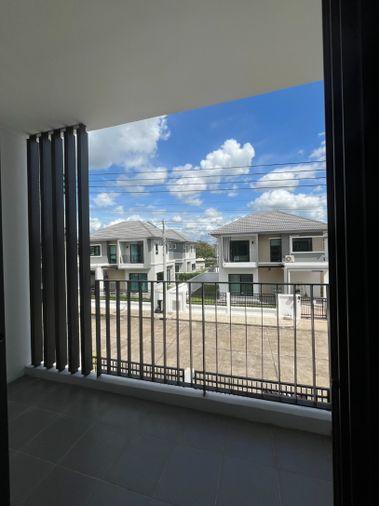 picture 🏡 Two-Storey Detached House for Rent - 10/24