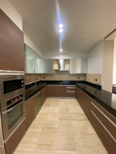 picture 3Bed | 3Bath | BTS Asok | 250sqm | THB 200,000/mo | Fl.3 — Domus 18 Bangkok - 6/10