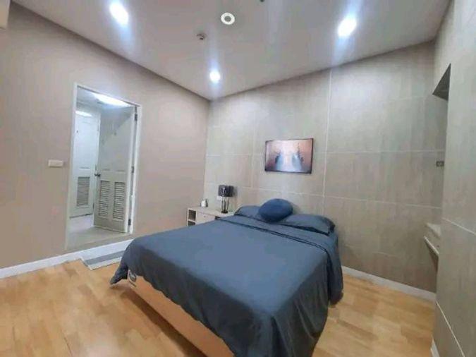 รูป 2 ห้องนอน | 2 ห้องน้ำ | BTS Krung Thon Buri | 93 ตร.ม. | 50,000 บาท/เดือน | ชั้น 12 — Baan Sathorn Chaopraya กรุงเทพฯ - รูปที่ 2/10
