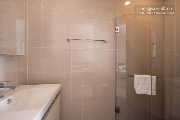 picture Studio | 1Bath | BTS Phrom Phong | 29sqm | THB 23,000/mo | Fl.12 — Park Origin Phrom Phong Bangkok - 7/8