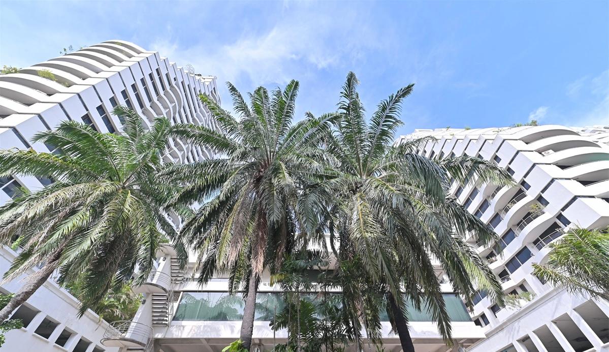 picture 1Bed | 1Bath | BTS Phrom Phong | 51sqm | THB 17,000/mo | Fl.25 — Supalai Place Sukhumvit 39 Bangkok - 6/10