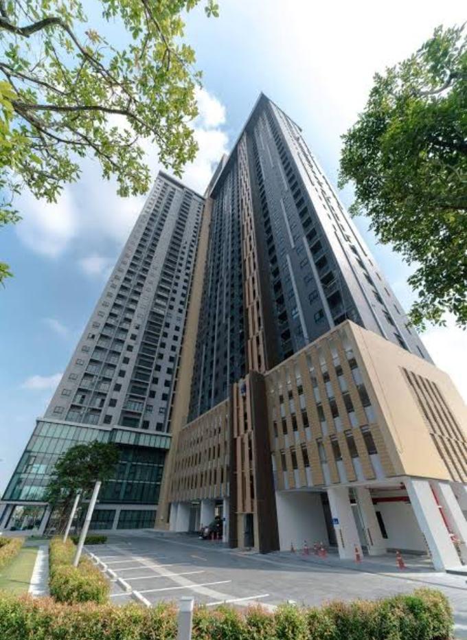 picture 2Bed | 1Bath | MRT Sam Yaek Bang Yai | 51sqm | THB 15,000/mo | Fl.17 — Plum Condo Bangkok - 1/10