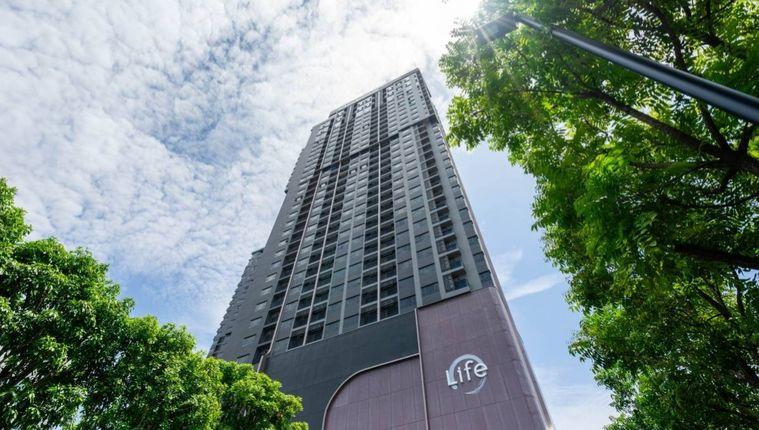 รูป 1 ห้องนอน | 1 ห้องน้ำ | MRT Queen Sirikit National Convention Centre | 33 ตร.ม. | 26,000 บาท/เดือน | ชั้น 12 — Life Rama 4 - Asoke กรุงเทพฯ - รูปที่ 1/8