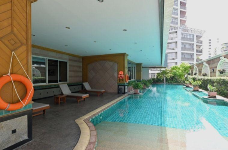 picture 1Bed | 1Bath | MRT Sukhumvit | 79sqm | THB 25,000/mo | Fl.17 — Asoke Place Bangkok - 3/10