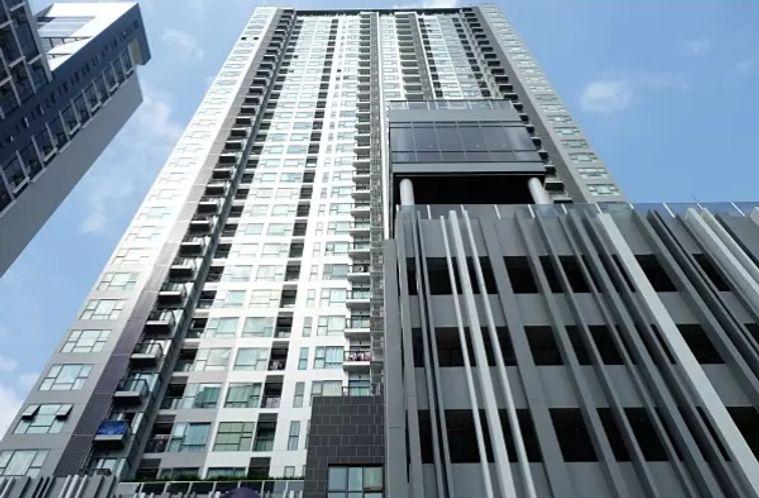 รูป 1 ห้องนอน | 1 ห้องน้ำ | MRT Phra Ram 9 | 38 ตร.ม. | 25,000 บาท/เดือน | ชั้น 10 — Chewathai Residence Asoke กรุงเทพฯ - รูปที่ 2/10