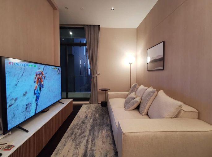 รูป 1 ห้องนอน | 1 ห้องน้ำ | BTS Phrom Phong | 58 ตร.ม. | 53,000 บาท/เดือน | ชั้น 24 — The Diplomat 39 กรุงเทพฯ - รูปที่ 1/8