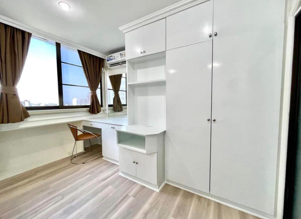 picture 1Bed | 1Bath | BTS Phrom Phong | 51sqm | THB 17,000/mo | Fl.25 — Supalai Place Sukhumvit 39 Bangkok - 10/10