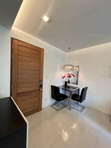 picture 1Bed | 1Bath | BTS Phrom Phong | 40sqm | THB 37,000/mo | Fl.3 — Beverly 33 Bangkok - 4/7