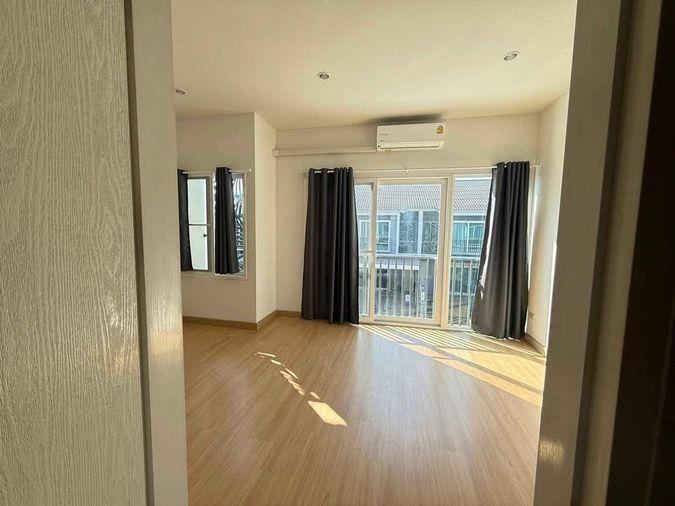 รูป 3 ห้องนอน | 3 ห้องน้ำ | MRT Phetchaburi | 119 ตร.ม. | 14,000 บาท/เดือน | ชั้น 2 — Supalai Place กรุงเทพฯ - รูปที่ 9/10