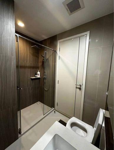 picture 1Bed | 1Bath | BTS Saphan Khwai | 43sqm | THB 28,000/mo | Fl.30 — Line Phahon-Pradipat Bangkok - 9/10
