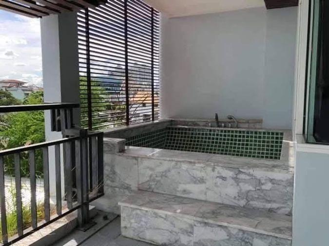 picture 1Bed | 1Bath | BTS On Nut | 52sqm | THB 18,000/mo | Fl.5 — The Next Garden Suite Bangkok - 7/9